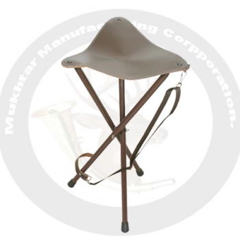 Three leg stool m/o steel